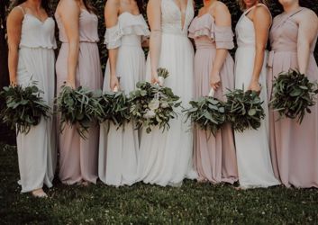 how-to-be-the-best-bridesmaid.jpg
