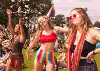inexpensive-work-summer-party-ideas.jpeg