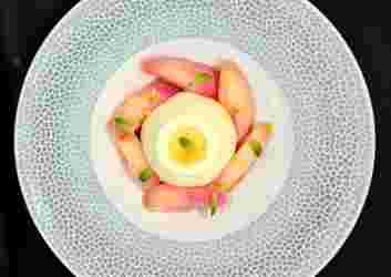 rhubarb-seasonal-ingredient-for-april.jpg