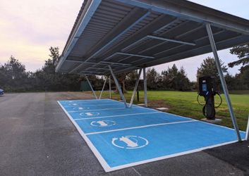 sedgebrook-hall-installs-solar-powered-ev-charging.jpg