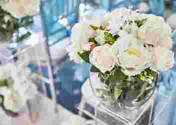 how-to-plan-a-small-wedding.jpg