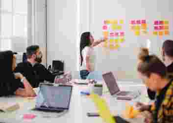 training-and-development-for-employees.jpeg