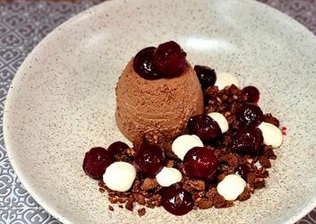 cherries-seasonal-ingredient-for-june.jpg